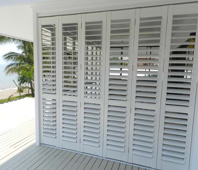 Hinged Options